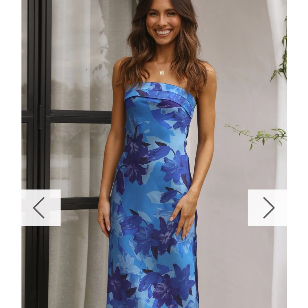 Elegant Blue Floral Women's Dress - Picture 3 of 4